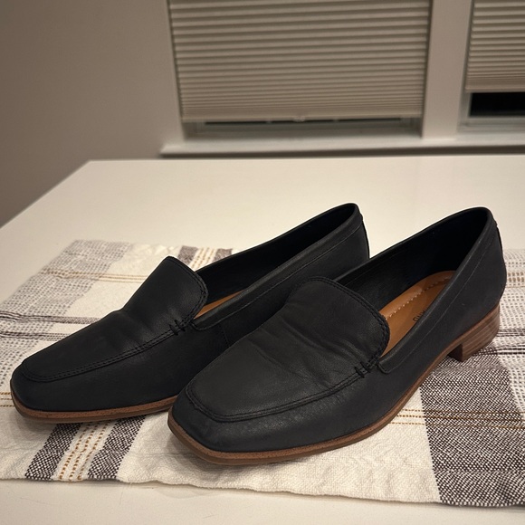Lucky Brand Navy Loafers - Picture 1 of 4